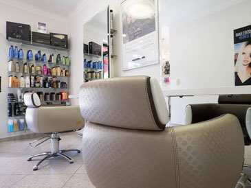 Haarstudio Furore Friseur Sessel